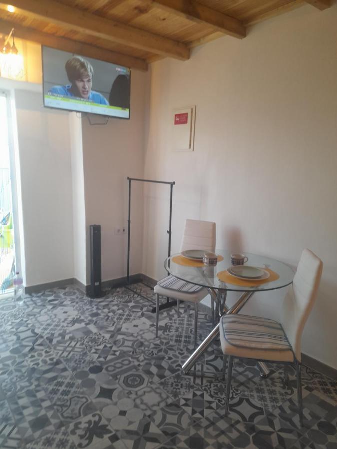 Estudio Dominicana In Albufeira Gale Exterior photo
